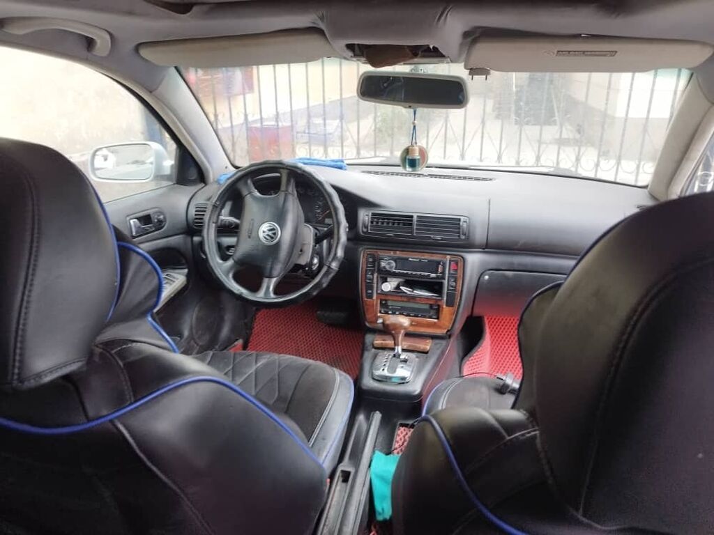 Volkswagen Passat: 2001 г., 2.6 л, Автомат, Бензин, Седан: фото 5