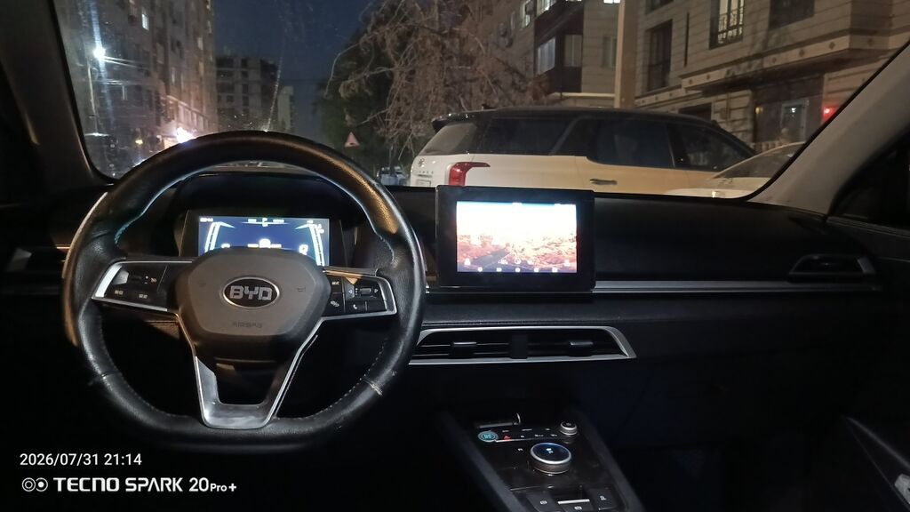 BYD E3: 2020 г., Автомат, Электромобиль, Седан: фото 4