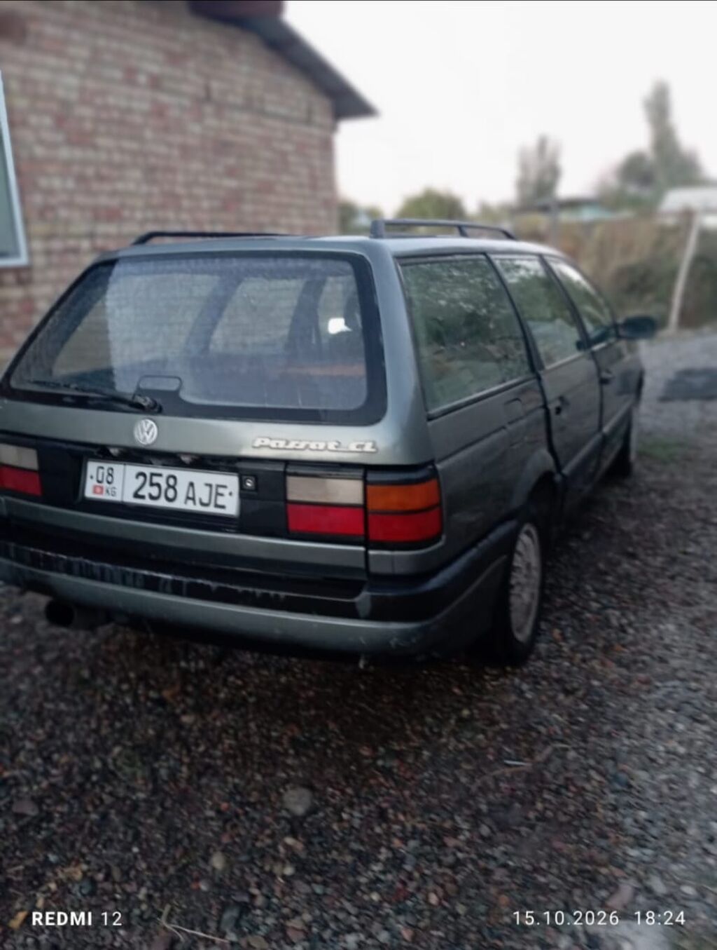 Volkswagen Passat 1994 г., универсал: фото 2
