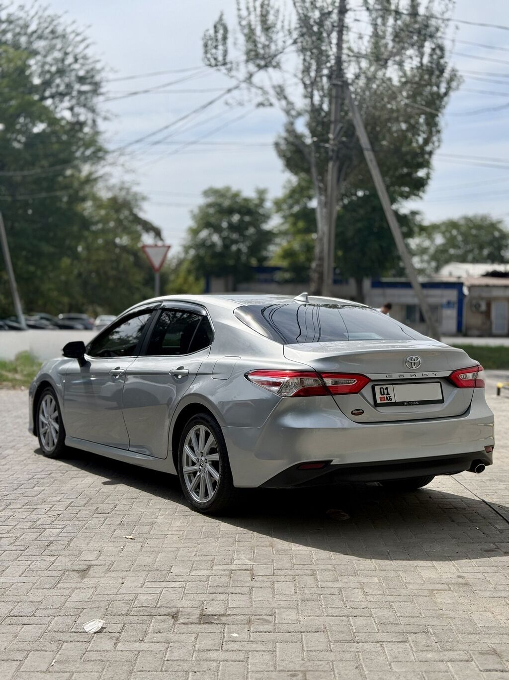 Toyota Camry: 2019 г., 2.5 л, Автомат, Бензин, Седан: фото 4
