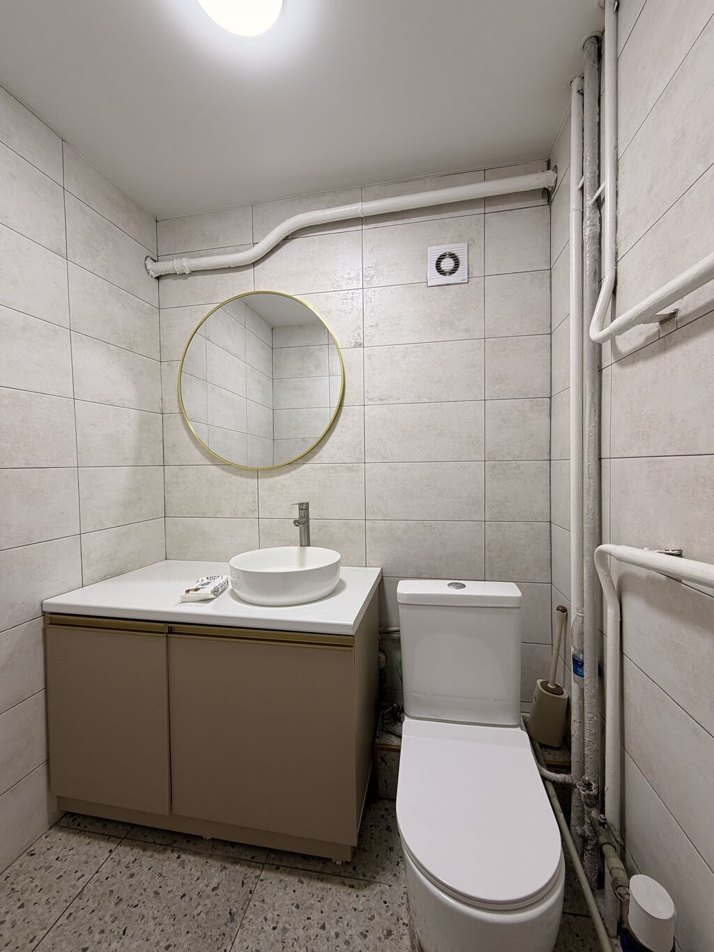 : 40 м², В жилом комплексе, С ремонтом, Первая линия