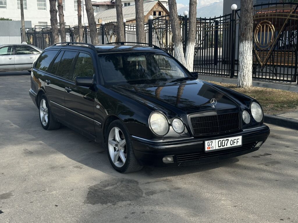 Mercedes-Benz E-Class: 1999 г., 2.8 л, Автомат, Бензин, Универсал: фото 4