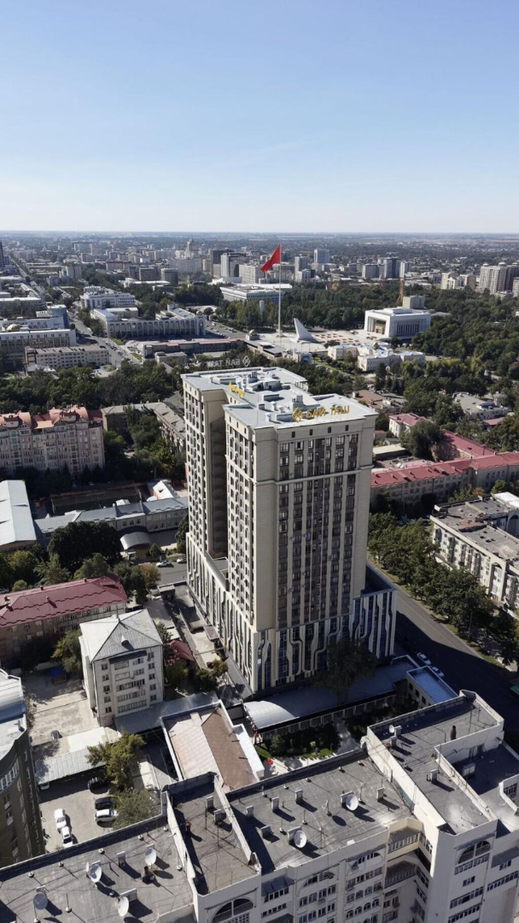 Срочно сдаётся 3-комнатная квартира, район ЦУМ: фото 2