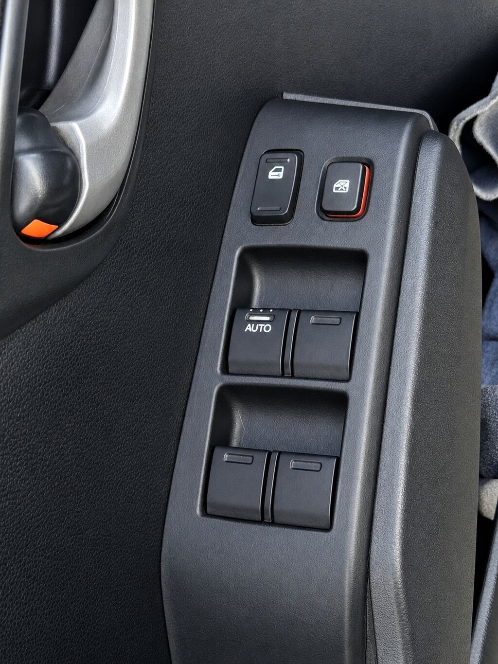 Honda Jazz: 2010 г., 1.5 л, Механика, Бензин: фото 6