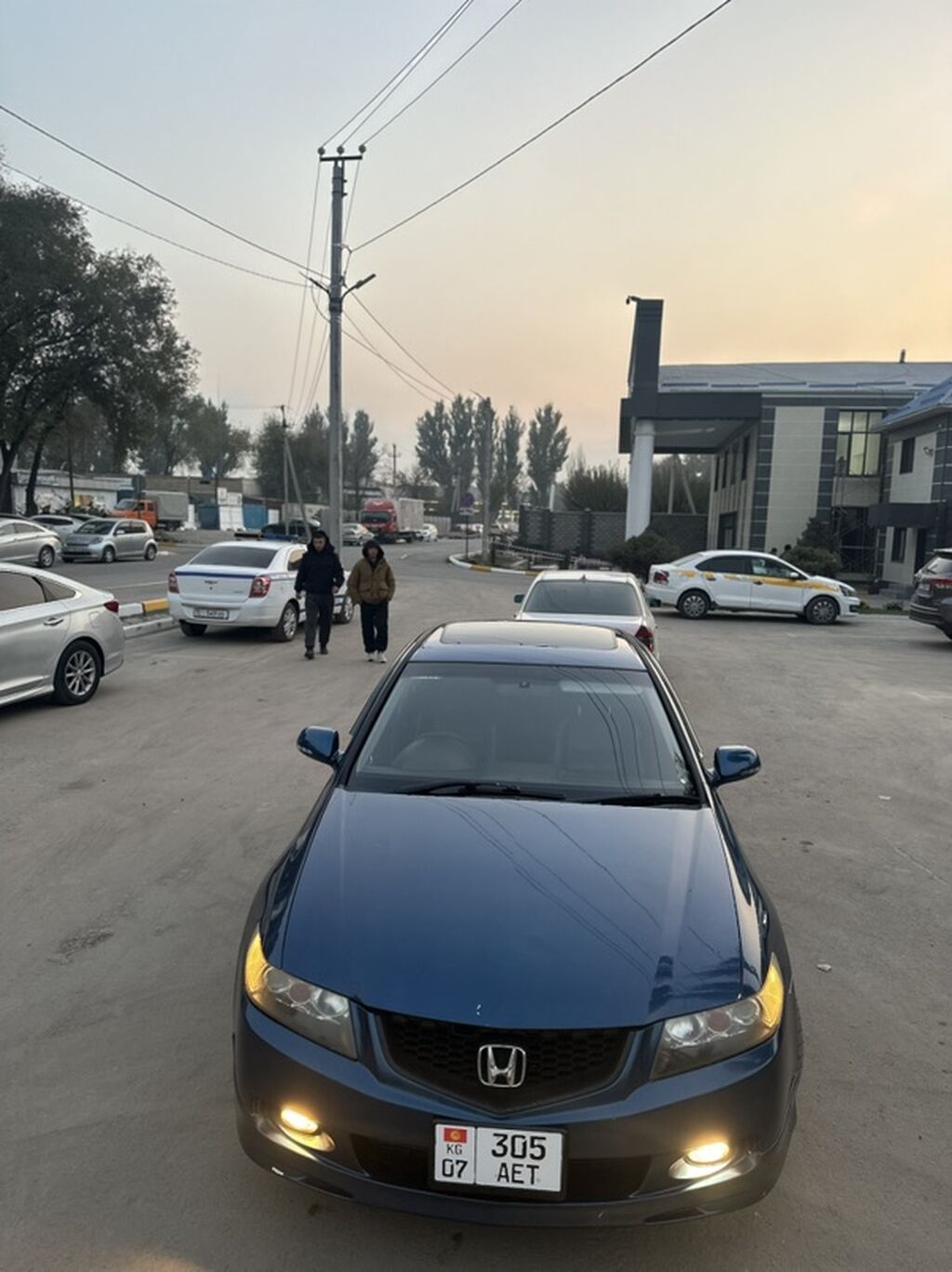 Honda Accord: 2003 г., 2 л, Автомат, Бензин, Седан: фото 3