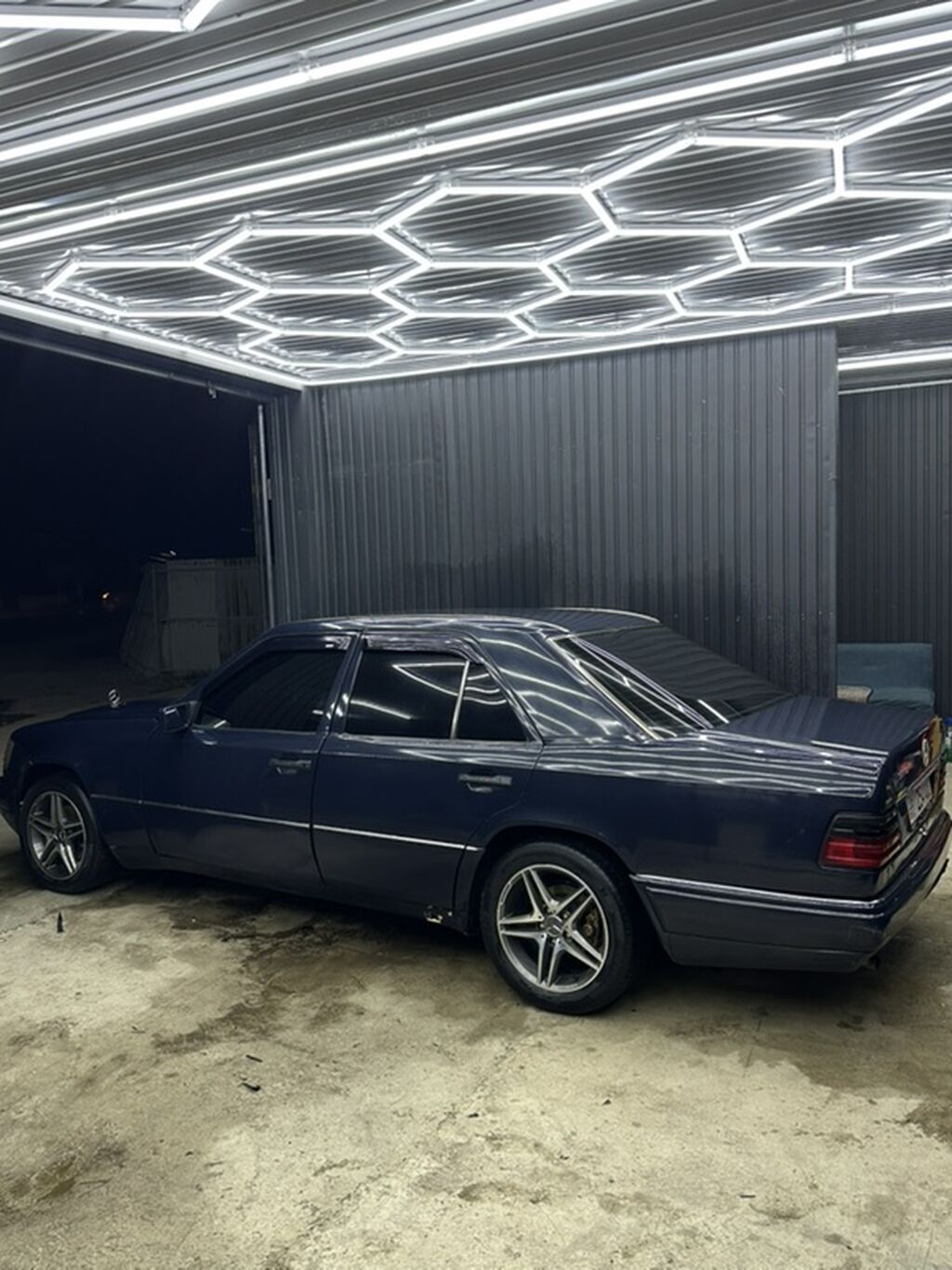 Mercedes-Benz W124: 1994 г., 2.2 л, Автомат, Бензин, Седан: фото 2