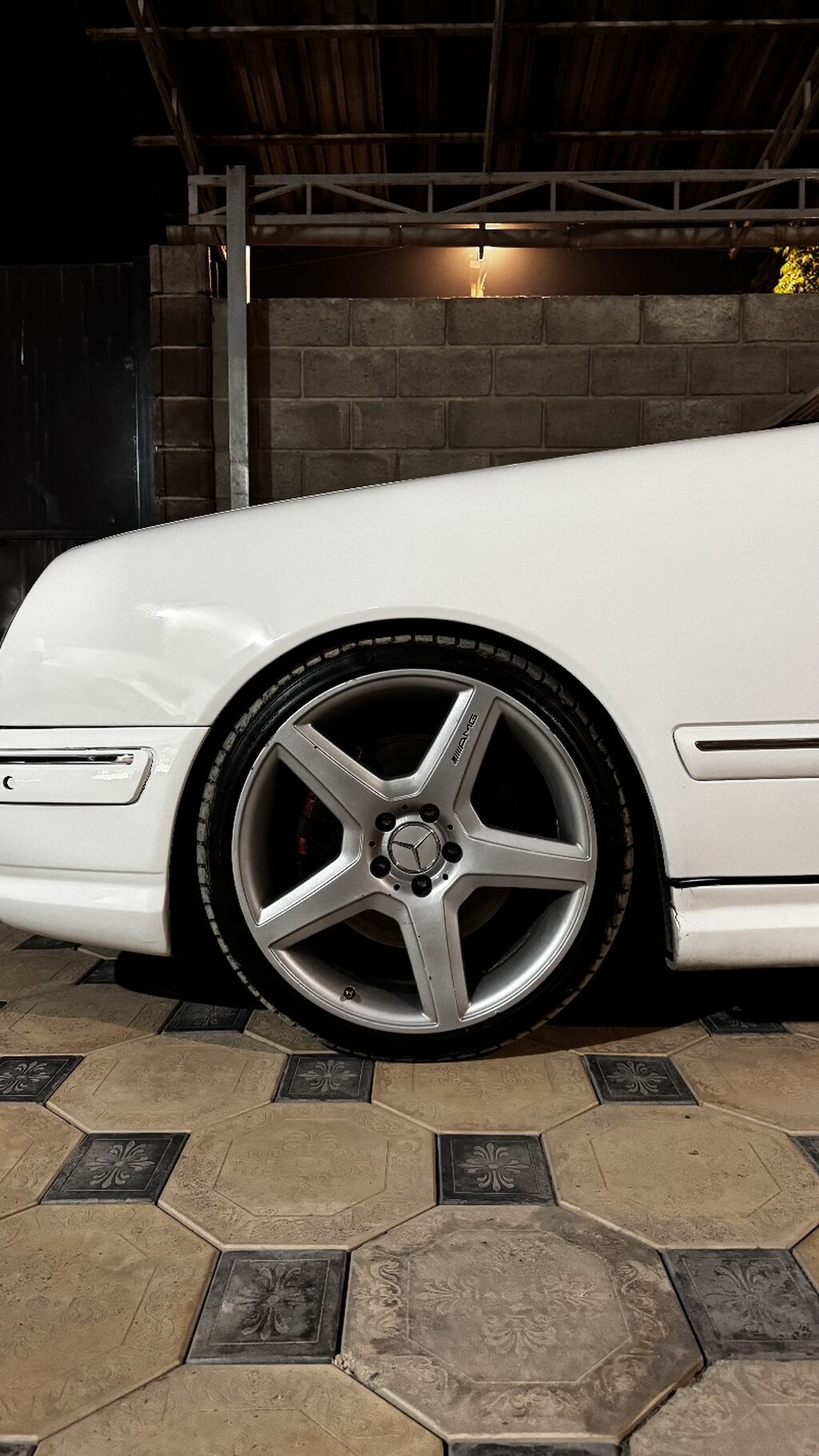 Mercedes-Benz E-класс AMG: 2000 г., 5.5 л, Автомат, Бензин, Седан: фото 2