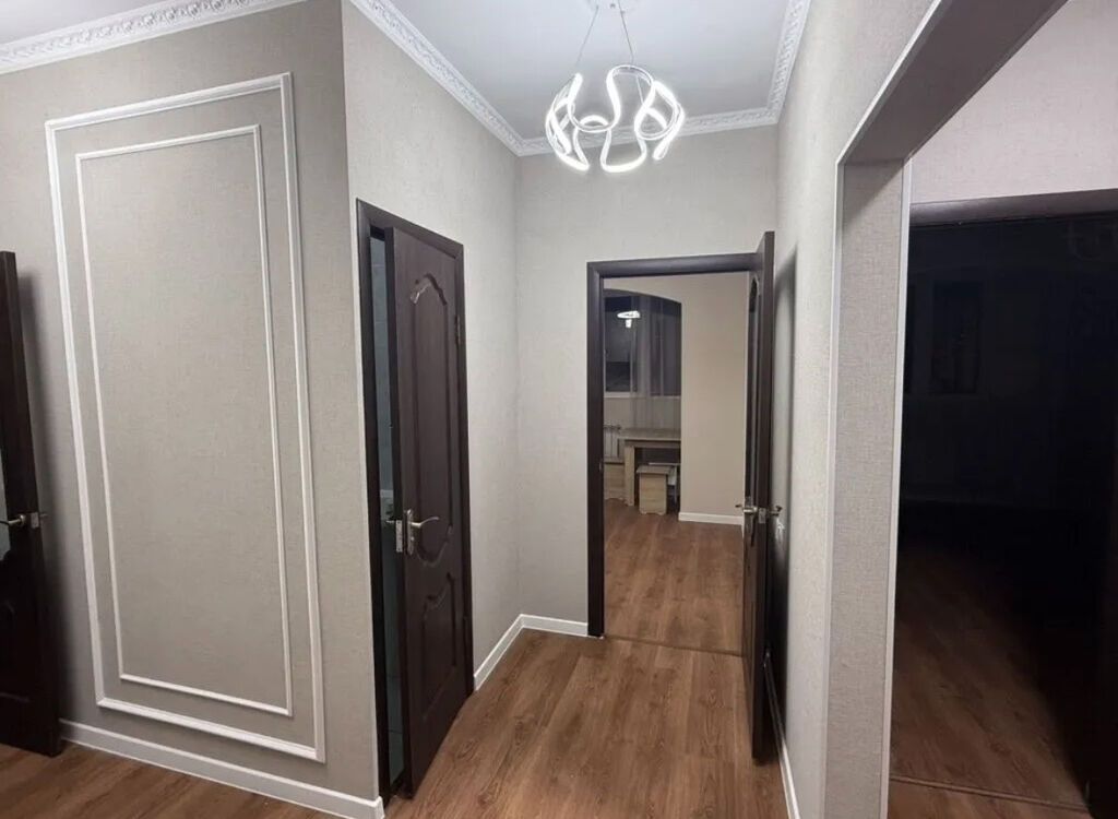 2 комнаты, 67 м², 106 серия улучшенная, 2 этаж, Евроремонт — фото 7