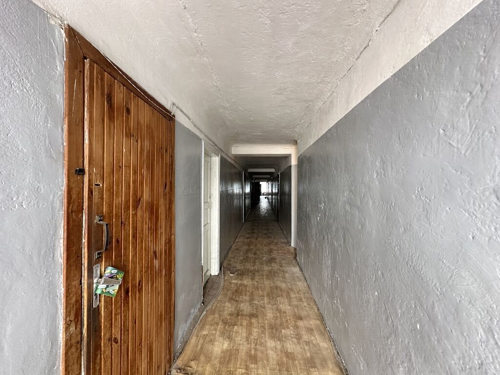 Срочно продаю 1 ком. кв. 30м², 51т.с.$ 10 мкр., ул. Байтик Баатыра: фото 3