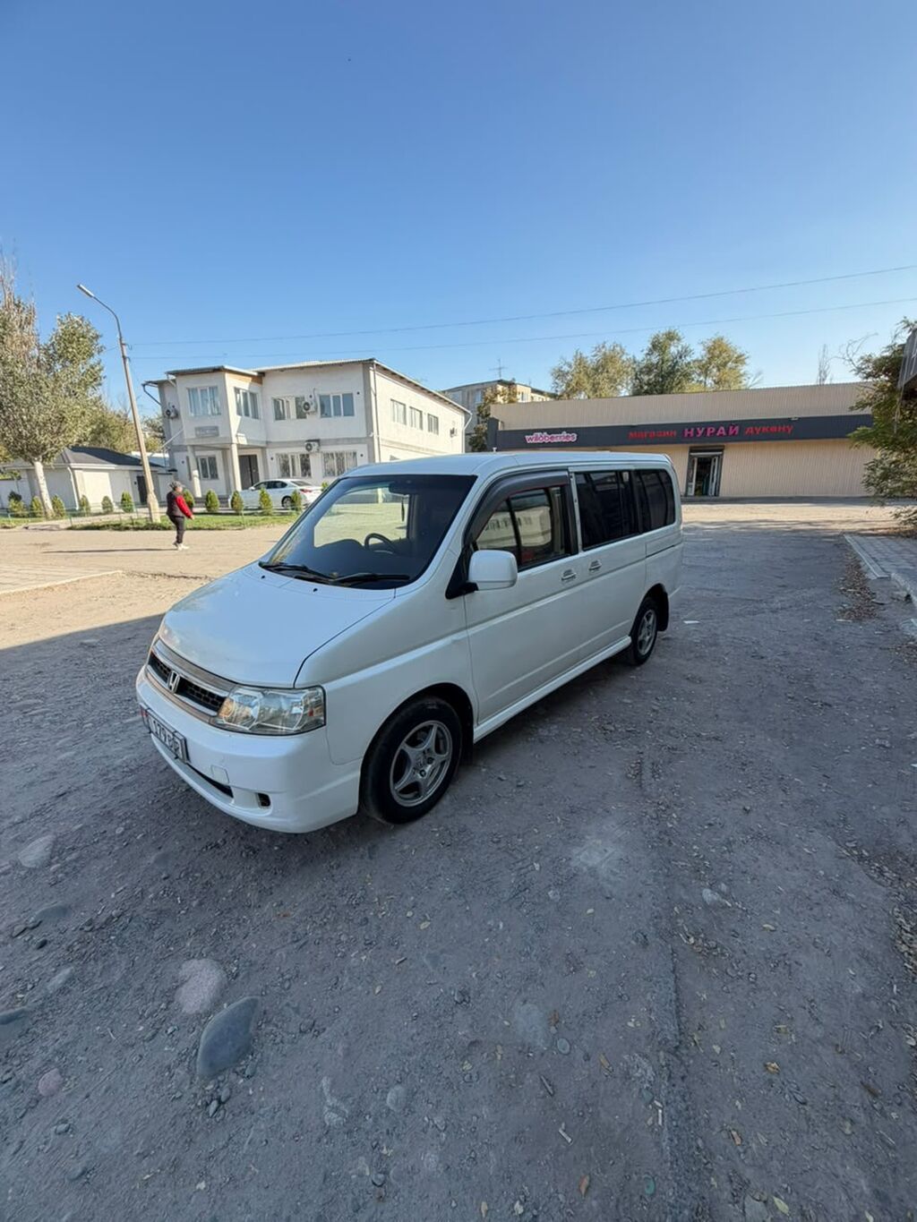 Honda Stepwgn: 2005 г., 2 л, Автомат, Бензин, Минивэн: фото 2
