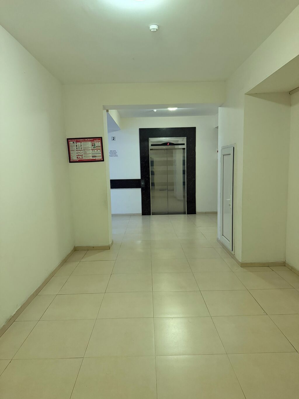 🏠 TƏCİLİ SATILIR — ƏLİM YANDIDA! 🔥 📍 Xəzərin Kruqunda, Araz Marketin