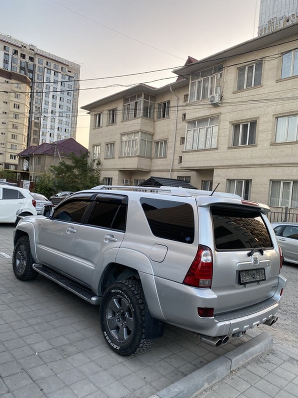 Toyota 4Runner: 2003 г., Автомат, Внедорожник: фото 6