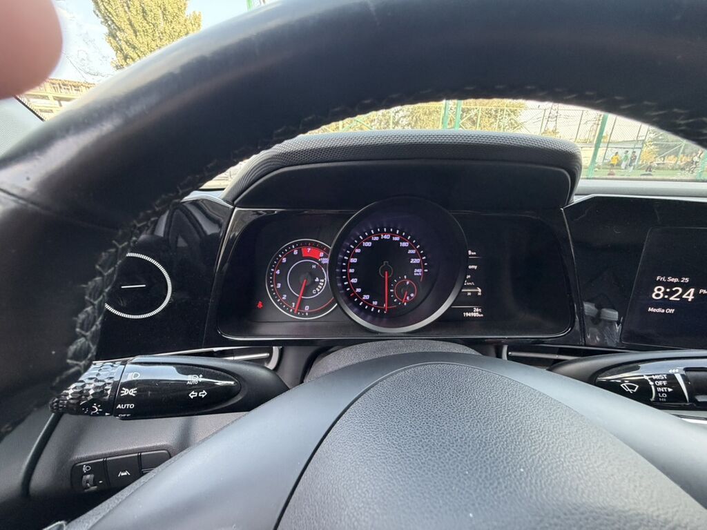 Hyundai Avante: 2020 г., 1.6 л, Бензин, Седан: фото 8