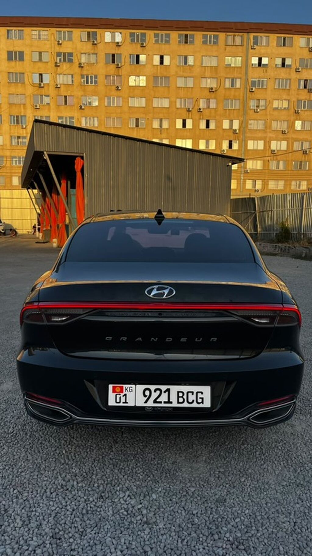 Hyundai Grandeur: 2021 г., Автомат, Гибрид, Седан: фото 3