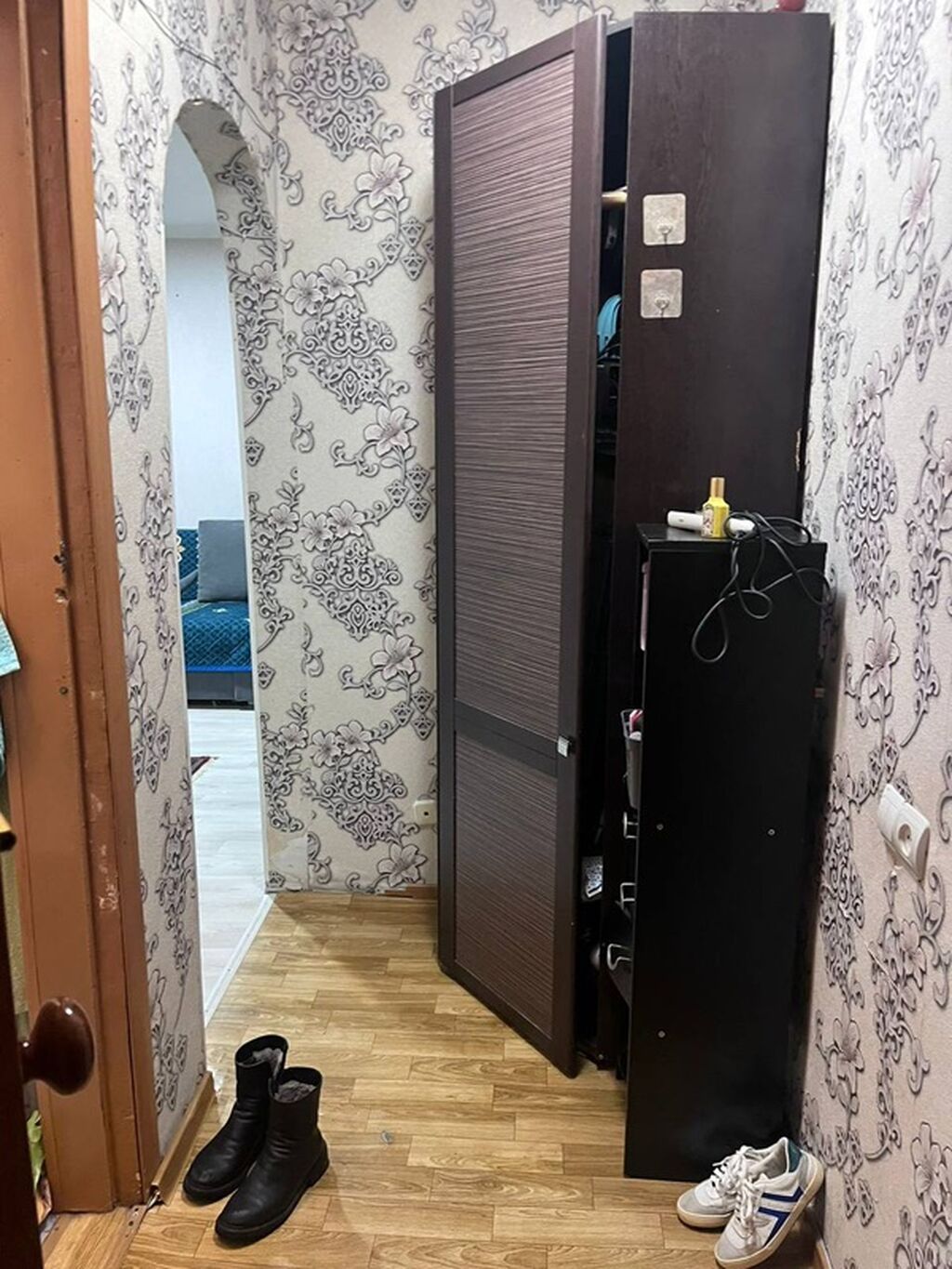 Студия с отдельной кухонной зоной и санузлом. Планировка и отделка: -: фото 6