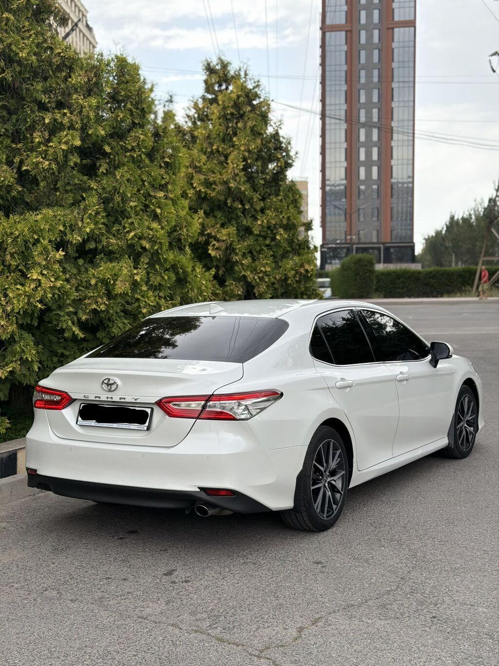 Toyota Camry: 2021 г., 2.5 л, Автомат, Бензин, Седан: фото 8