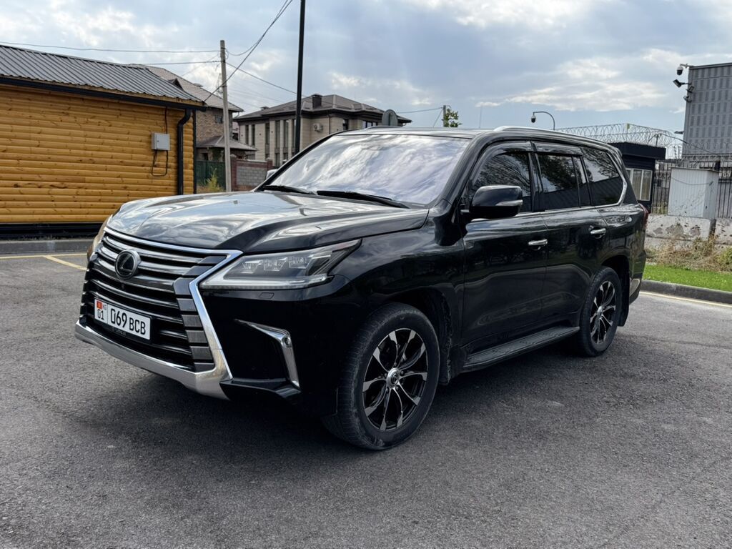 Lexus LX: 2018 г., 5.7 л, Автомат, Бензин, Внедорожник: фото 2