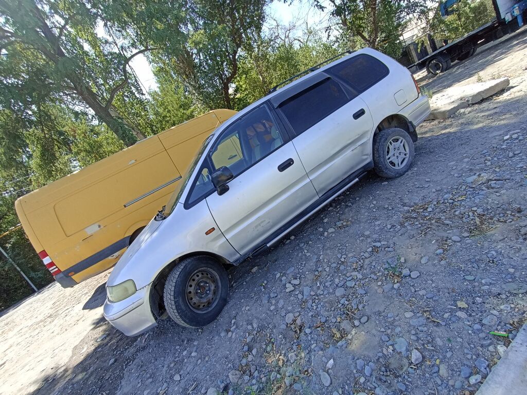 Honda Odyssey: 1996 г., 2 л, Автомат, Бензин, Минивэн: фото 3