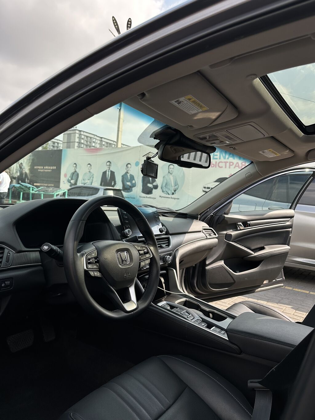Honda Accord: 2019 г., 2 л, Вариатор, Гибрид, Седан: фото 7