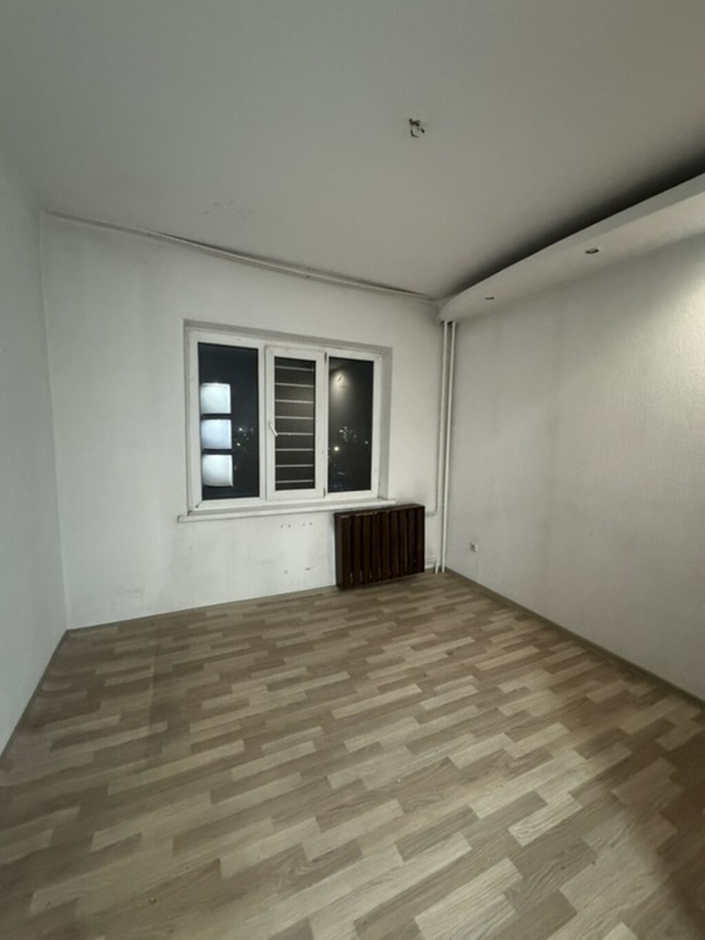 3 комнаты, 80 м², Аламедин-1 мкр 105 серия, 7 этаж, Старый ремонт: фото 3