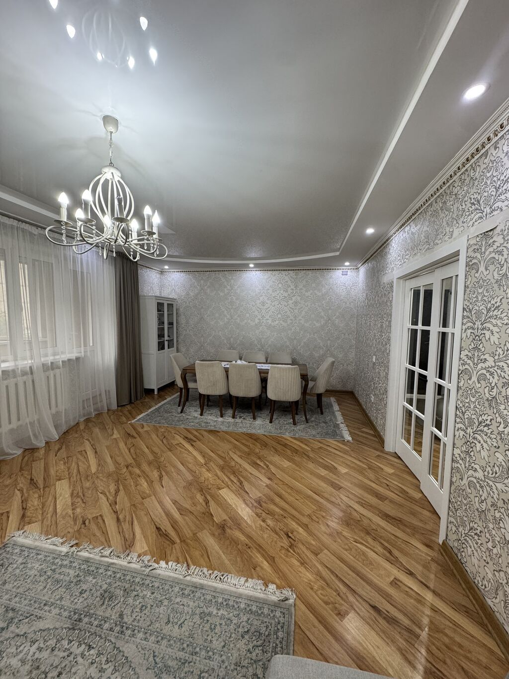 4 комнаты, 202 м², Золотой квадрат Индивидуалка, 5 этаж, Косметический ремонт: фото 2
