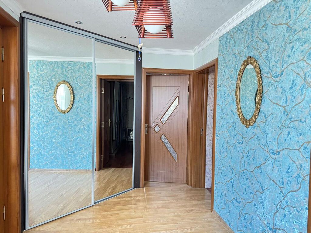 120 kv. m, 4 otaqlı, Kanalizasiya, İşıq, Kombi