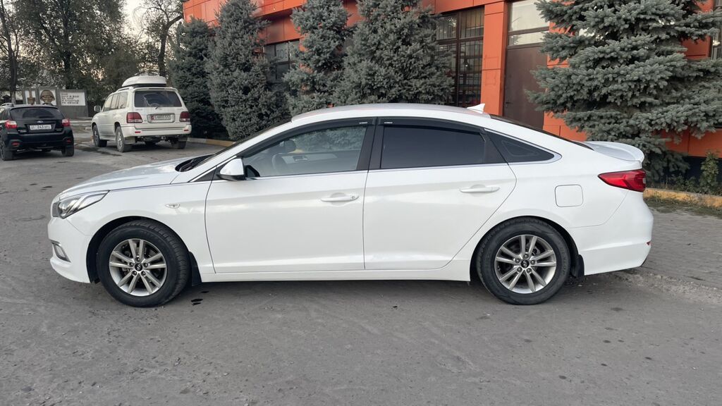 Hyundai Sonata: 2016 г., 2 л, Автомат, Газ, Седан: фото 4