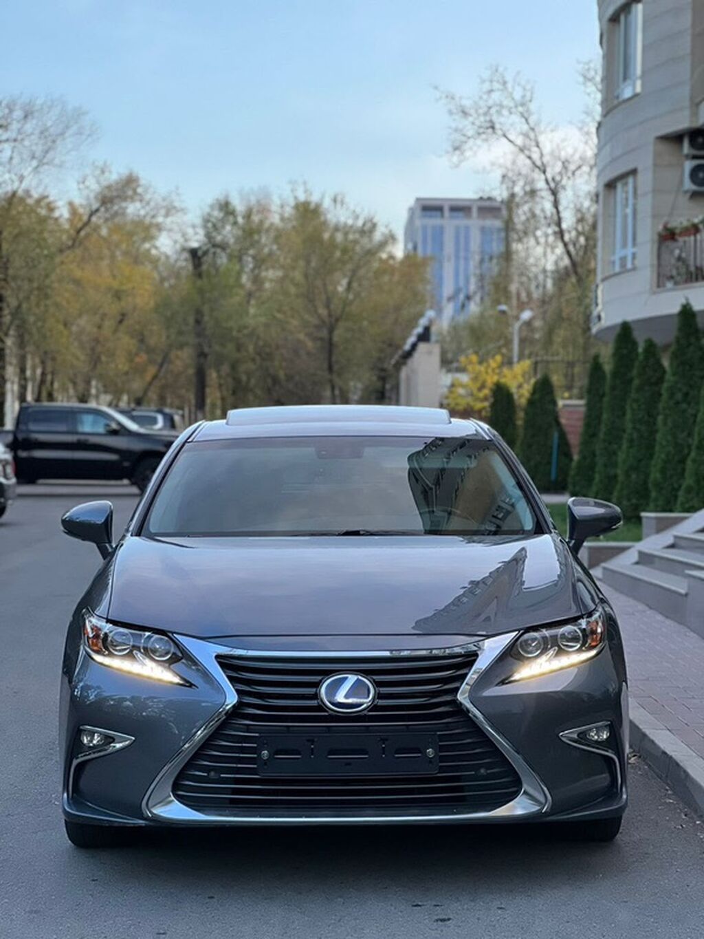Lexus ES: 2017 г., 2.5 л, Вариатор, Гибрид, Седан: фото 3