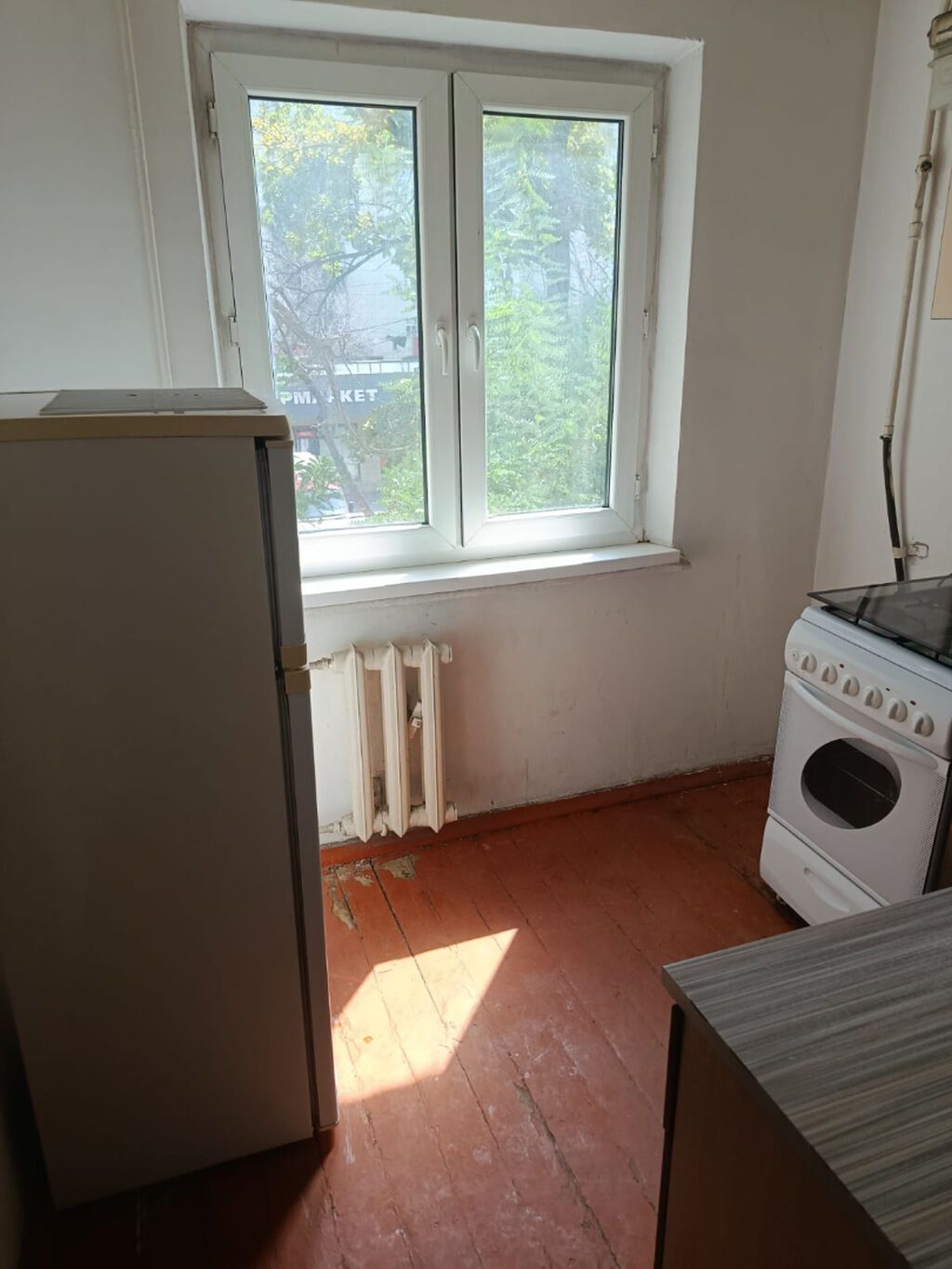 2 комнаты, 43 м², 104 серия, 3 этаж, Требуется ремонт: фото 4
