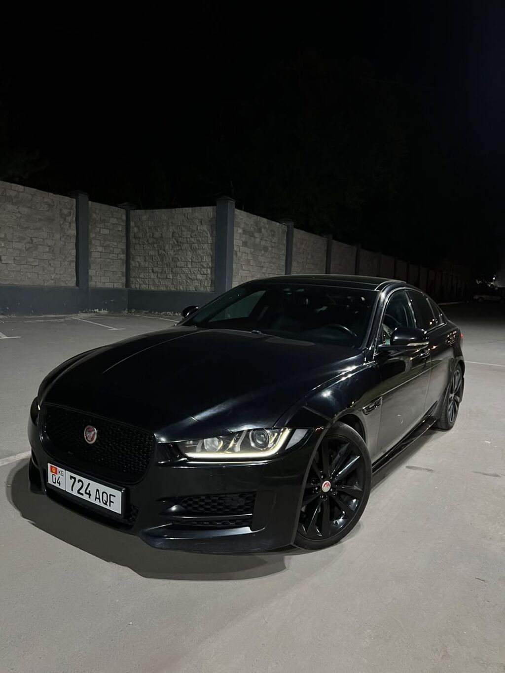 Jaguar XE: 2016 г., 2 л, Автомат, Бензин, Седан: фото 2