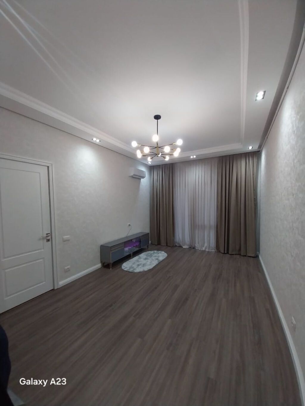 Tecili Satılır! 2 otaglı menzil Hezi Aslanov metrosunun yanında