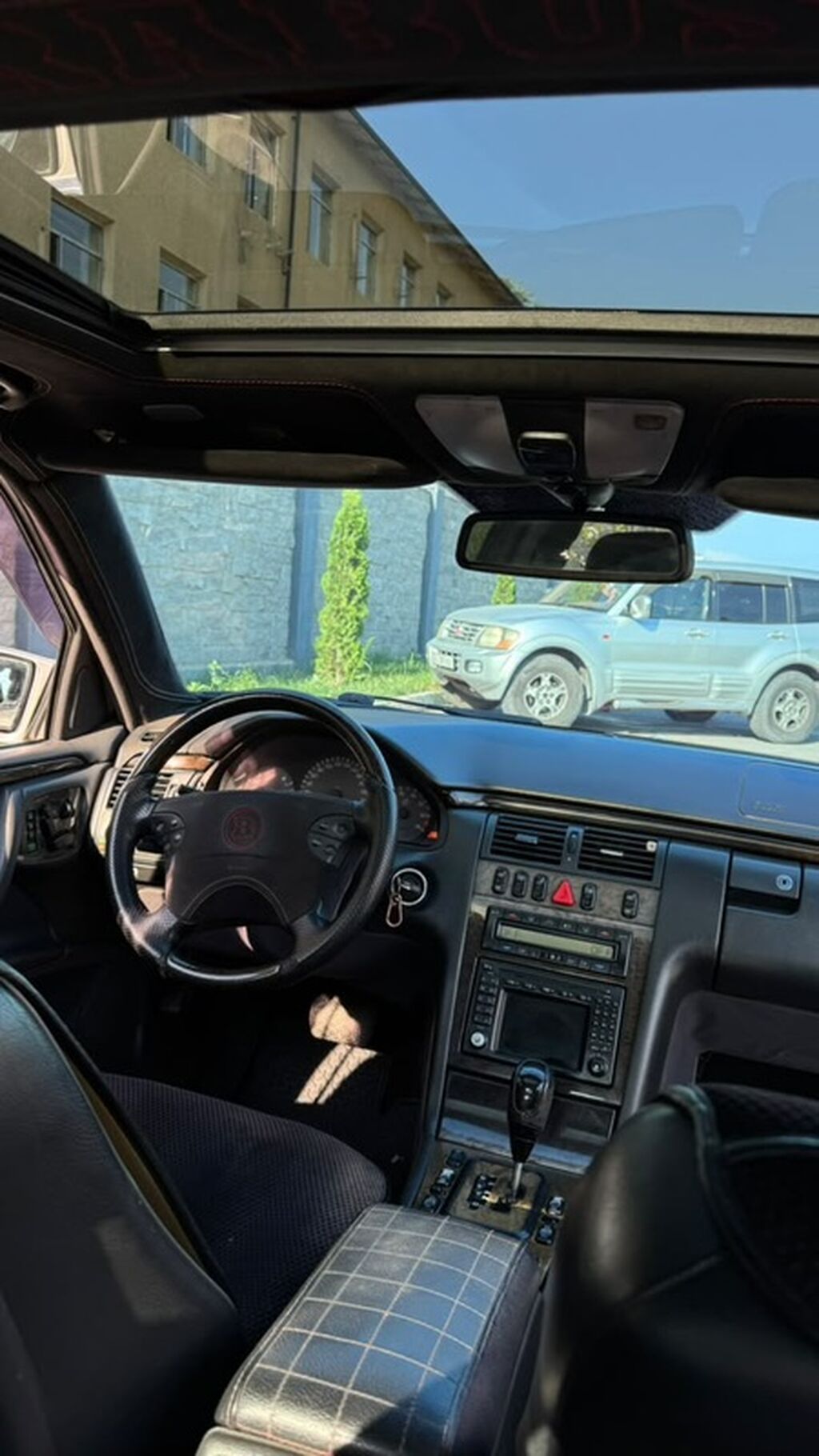 Mercedes-Benz E-Class: 2001 г., 4.3 л, Автомат, Бензин, Седан — фото 5