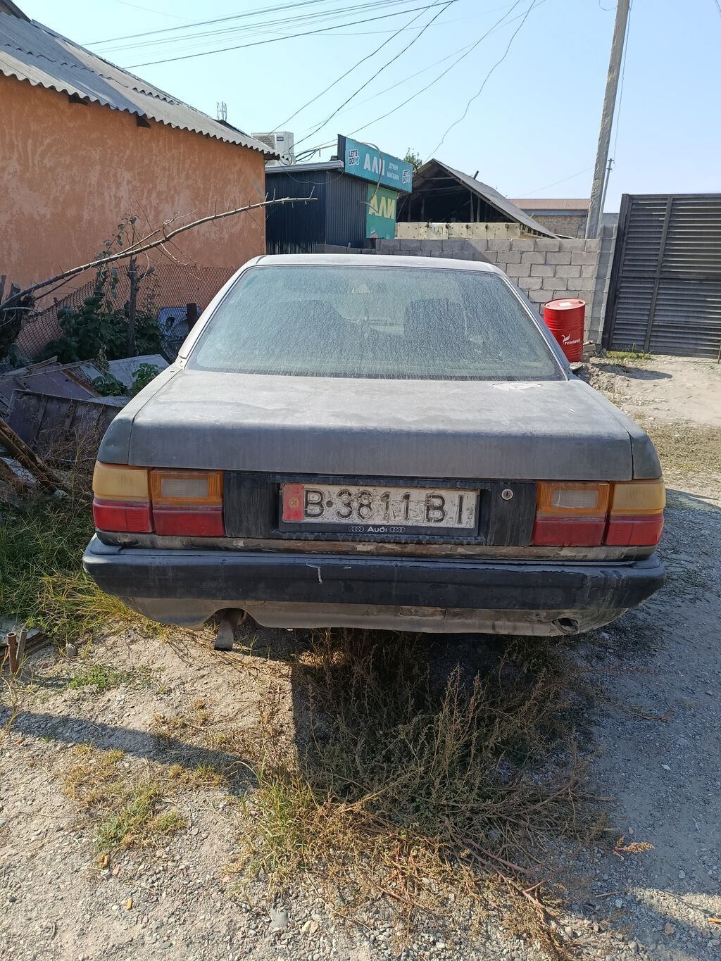 Audi 100 (C3) седан, ориентировочно конец 1980‑х – начало 1990‑х: фото 3