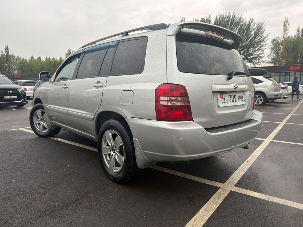 Toyota Highlander: 2001 г., 3 л, Автомат, Газ, Кроссовер: фото 3