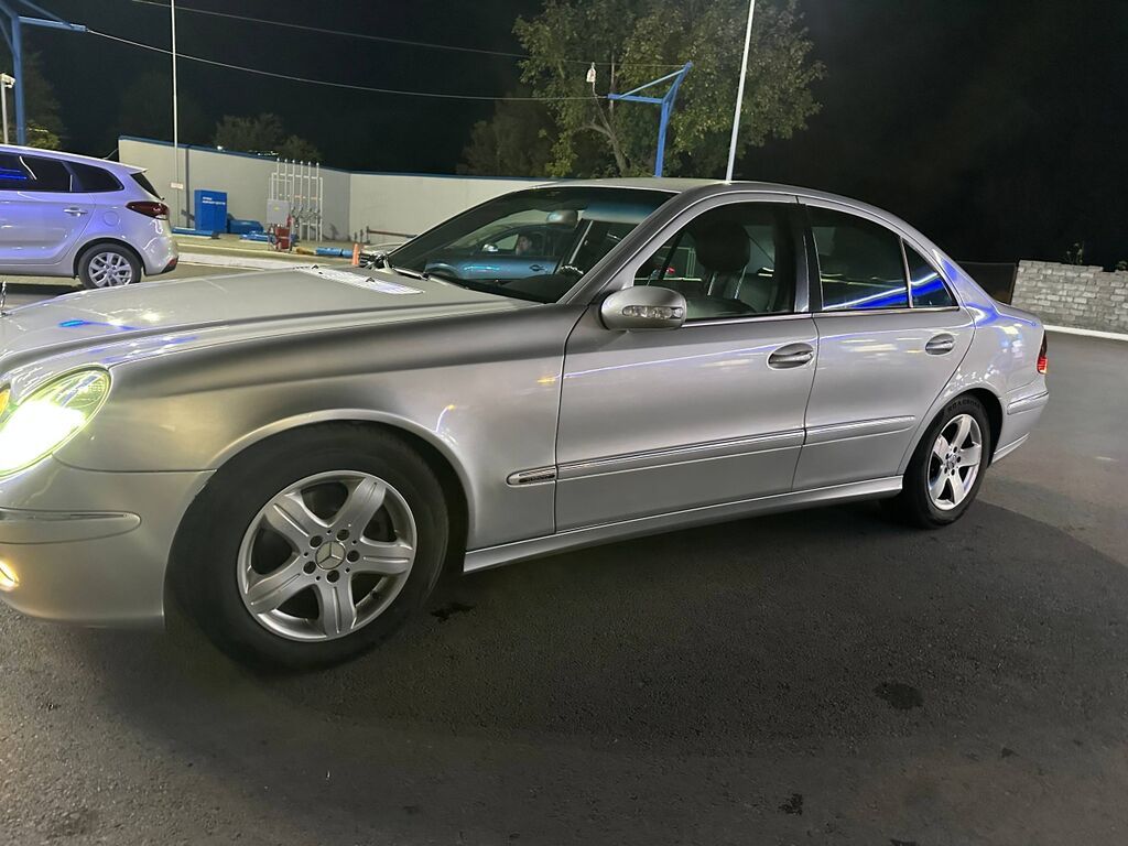 Mercedes-Benz E-Class: 2002 г., 2.2 л, Механика, Дизель, Седан: фото 4