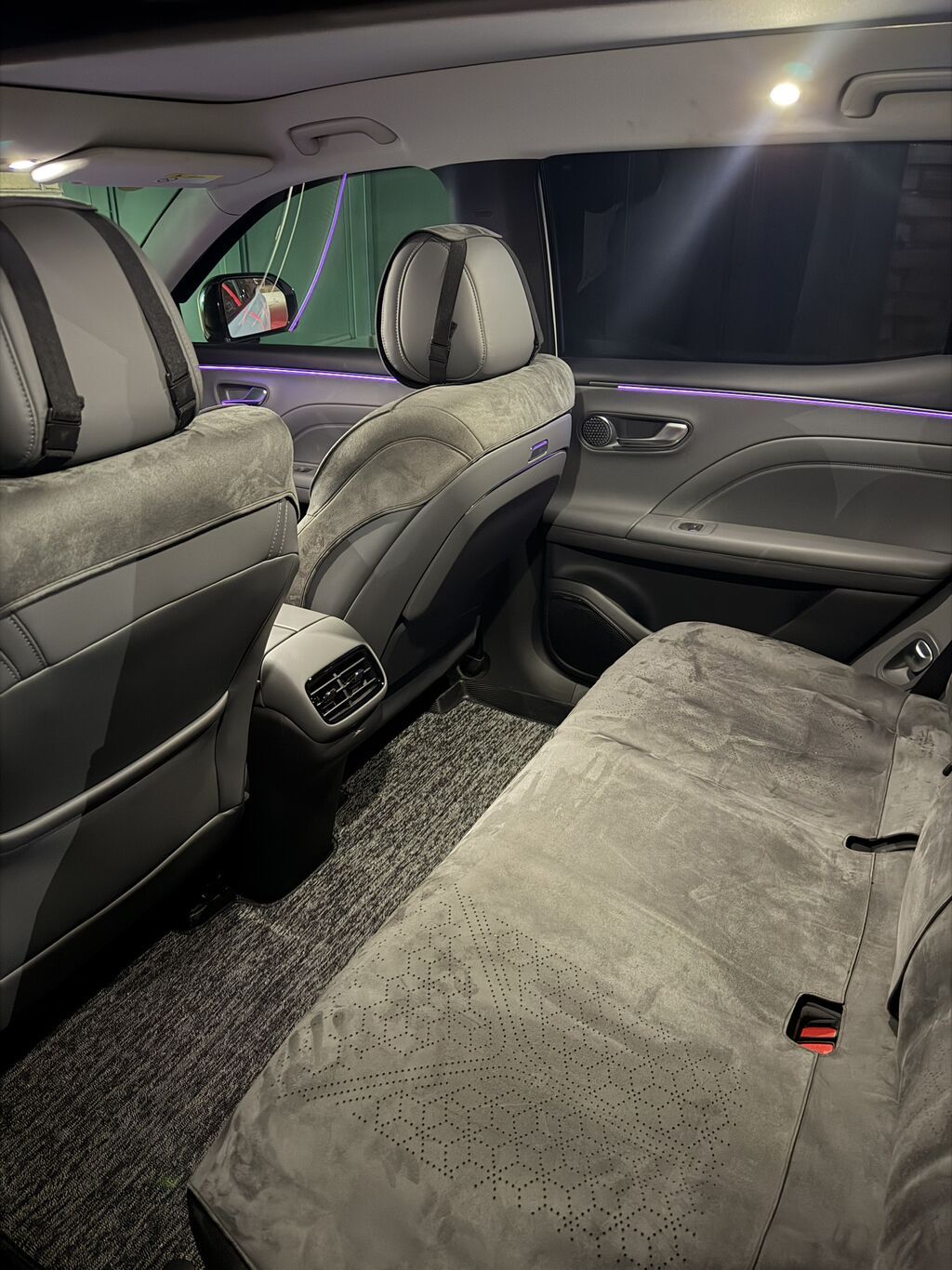 Имеется все аксессуары, чехлы, дождивики, полики, брызговики и т.д: фото 3