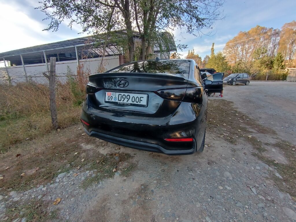 Hyundai Accent: 2017 г., 1.6 л, Механика, Бензин, Седан: фото 5