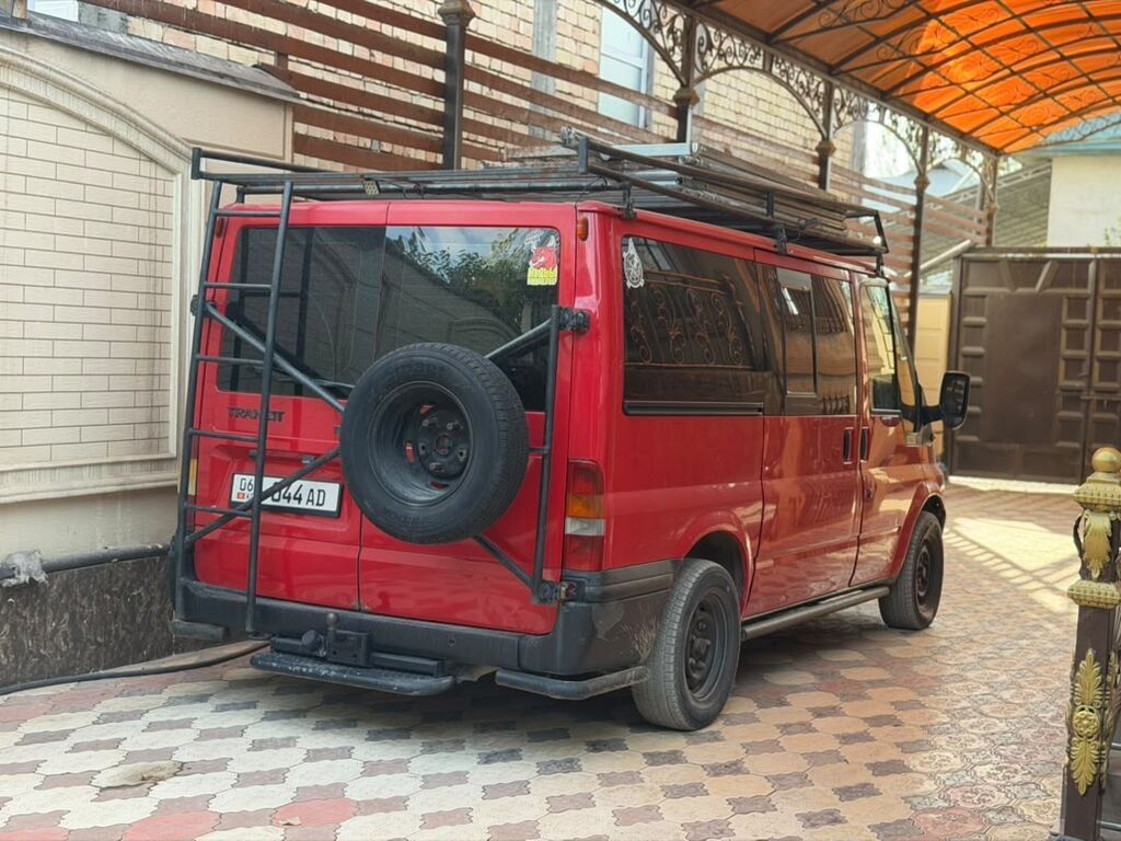Ford Transit: 2001 г., 2 л, Механика, Дизель, Бус: фото 4