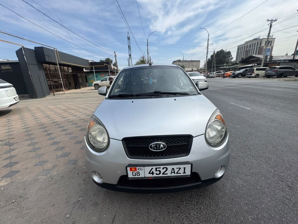 Kia Morning: 2010 г., 1 л, Автомат, Бензин, Хэтчбэк: фото 2
