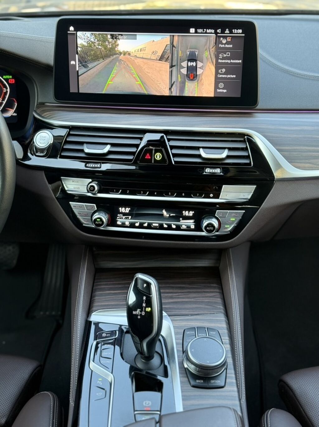 BMW 5 series: 2022 г., 2 л, Автомат, Бензин, Седан: фото 7