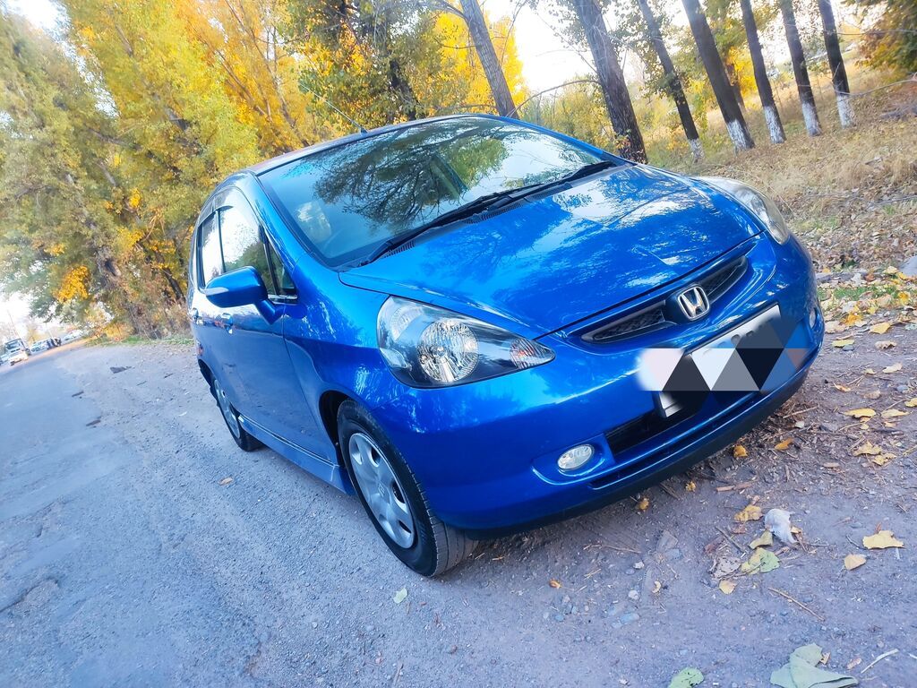 Honda Fit: 2004 г., 1.3 л, Вариатор, Бензин, Хэтчбэк: фото 2