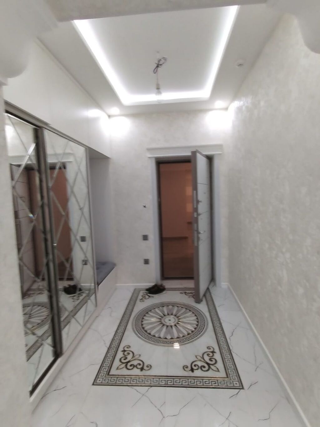 3 otaqlı, Yeni tikili, 106 kv. m