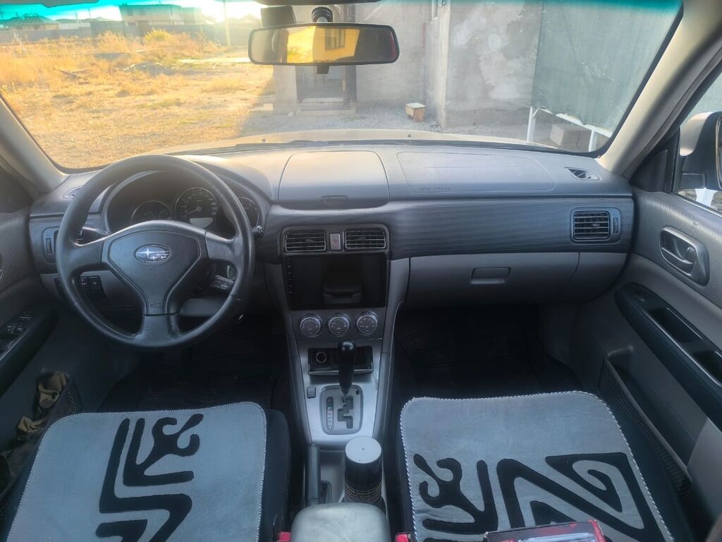 Subaru Forester: 2006 г., 2 л, Автомат, Универсал: фото 2
