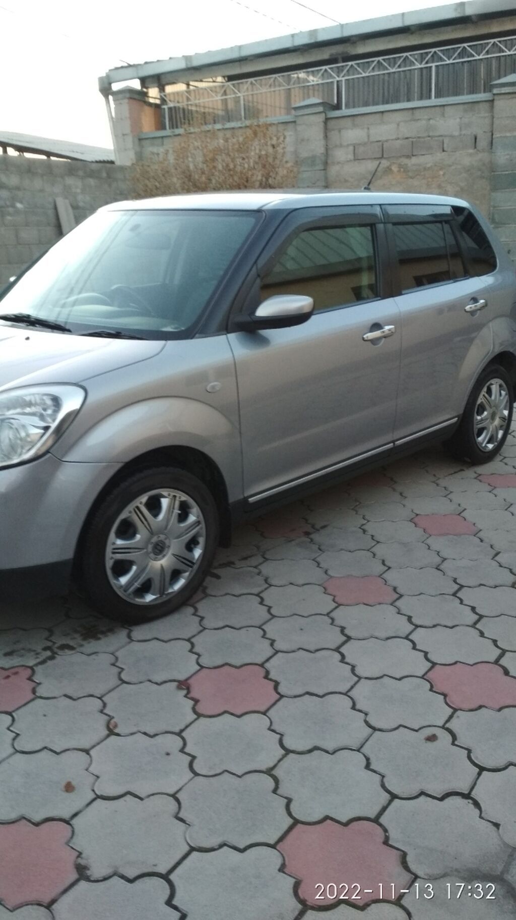Mazda Verisa: 2005 г., 1.5 л, Автомат, Бензин: фото 5