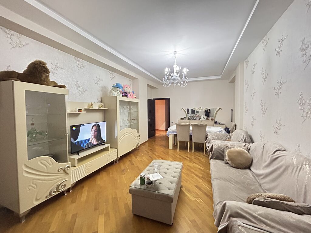 3 otaqlı, Yeni tikili, 87 kv. m