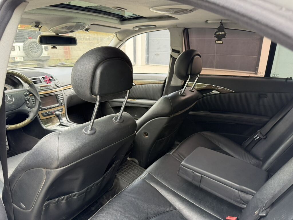 Mercedes-Benz E-Class: 2003 г., 5 л, Автомат, Бензин, Седан: фото 6