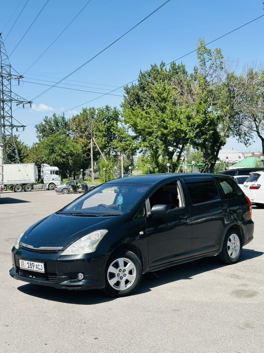 Toyota WISH: 2003 г., 1.8 л, Автомат, Бензин, Минивэн: фото 3