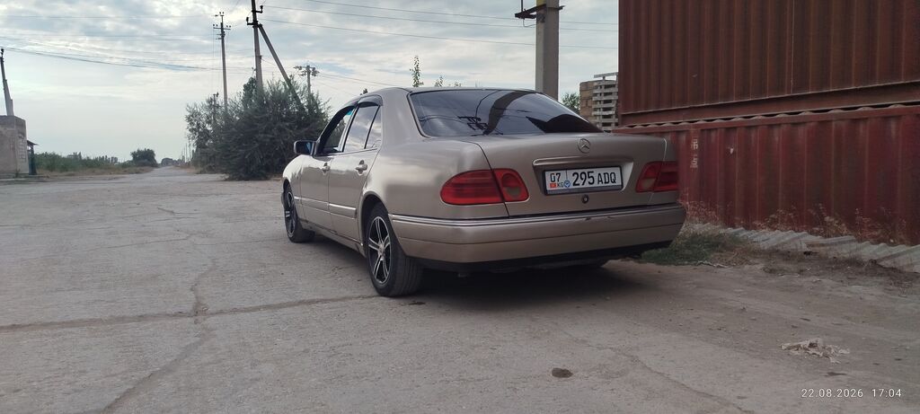 Mercedes-Benz E-Class: 1997 г., 2.5 л, Механика, Дизель, Седан: фото 6