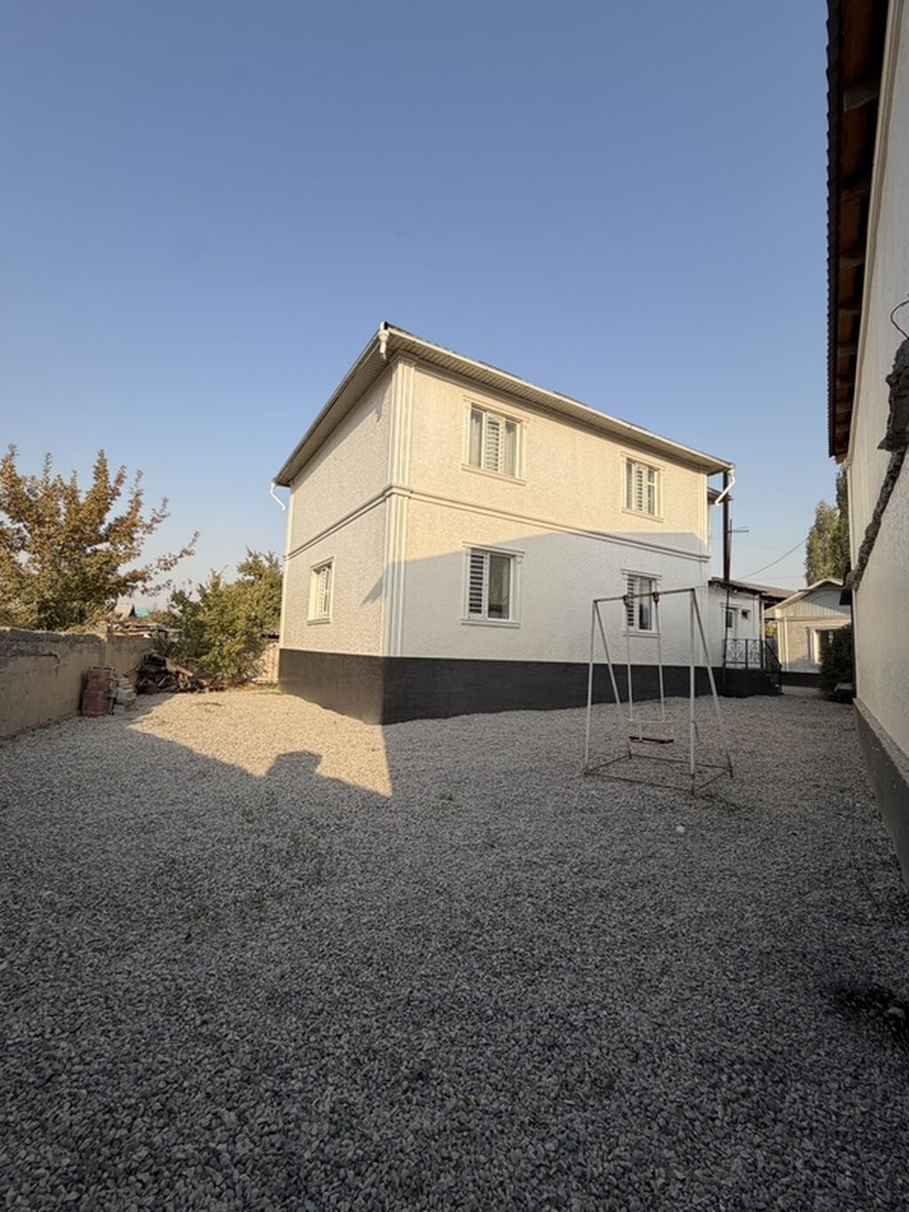 6 комнат и более, 200 м², 5 соток, Бишкек, Ак-Орго ж/м Собственник: фото 4