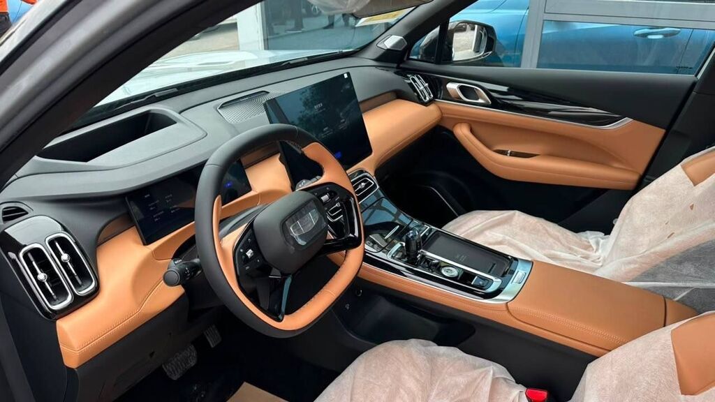 Geely Atlas: 2026 г., 1.5 л, Робот, Бензин, Внедорожник: фото 4